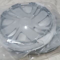 トヨタ純正　ライズ用ホイールキャップ　未使用の画像