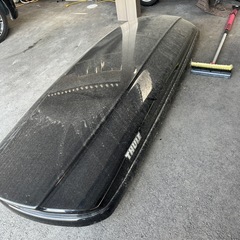 THULE ルーフボックス ブラックの画像