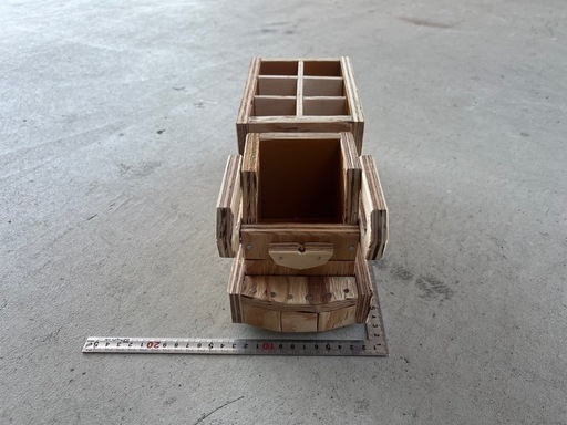 トラック型ペン立て