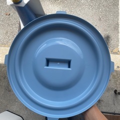 値下げしました‼️【45ℓゴミ箱】【蓋付き】クリーニング済み【管理番号10907】九の画像