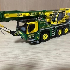 最終値下げ！ WSI製 LIEBHERR LTM1050 1/50クレーンミニチュアの画像