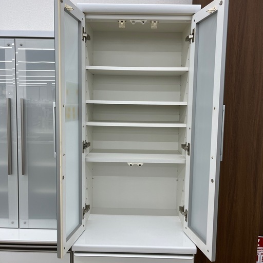 食器棚のご紹介です！