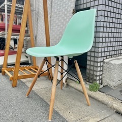 【武蔵小山店】 チェア 椅子 ダイニングチェア デスクチェア 北欧風 ミントグリーン ナチュラル 木脚 おしゃれ シンプル インテリア 家具 (検索 シェルチェアの画像