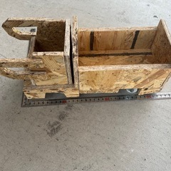 トラック型小物入れの画像