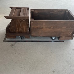 トラック型小物入れの画像