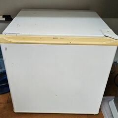 SANYO 小型冷蔵庫　SR-51P　47L