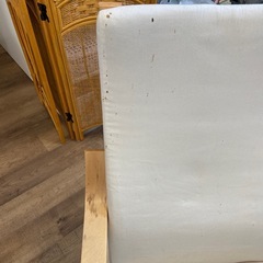 木枠の椅子の画像