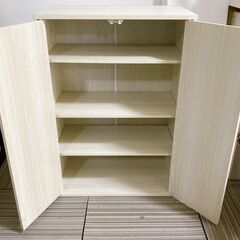 M535 リビング収納   キャビネット  木目調 扉付き・棚高さ調節可能 の画像