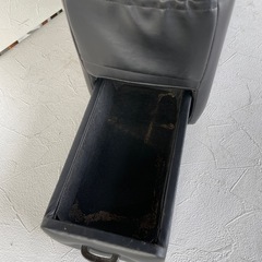 ホンダ フリード（GB3/4型）用のセンターコンソールボックスの画像