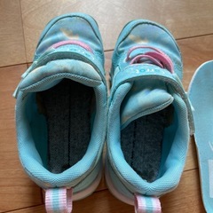 carrot スニーカー 16.5cm 水色の画像
