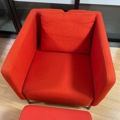 IKEA EKERÖ エーケロー パーソナルチェア, スキフテボー オレンジ オットマン付きの画像