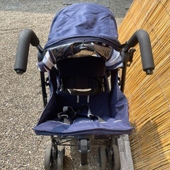 二人乗りベビーカー　kinderwagonの画像