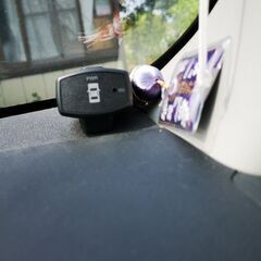 トヨタ アクア ハイブリッド車 純正ETC搭載車 ボディーカラー 白 グレードG GPSレーダー取締機付の画像