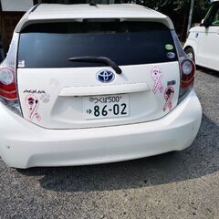  トヨタ アクア ハイブリッド車 純正ETC搭載車 ボディーカラー 白 グレードG GPSレーダー取締機付の画像