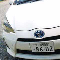  トヨタ アクア ハイブリッド車 純正ETC搭載車 ボディーカラー 白 グレードG GPSレーダー取締機付の画像