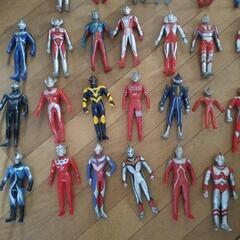 ウルトラマンソフビ　２７体の画像