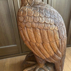 ★値下げしました★木彫り　鷲の置物の画像