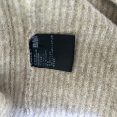 UNIQLO ニット　Mサイズの画像