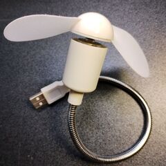 ミニ扇風機 フレキシブルアーム USB接続の画像