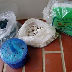 金魚等飼育用品一式の画像
