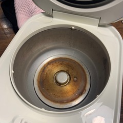 【タイガー】3合 炊飯器 コンパクト ホワイト 一人暮らし 生活家電 Tiger 2013年製の画像