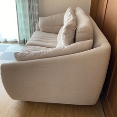 2人がけソファ　アイボリーの画像