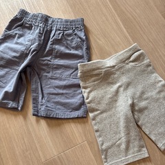 120 ズボンの画像