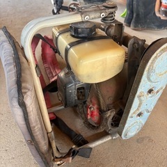 草刈機　刈払機　山田機械工業　ビーバー　L467Z ジャンクの画像