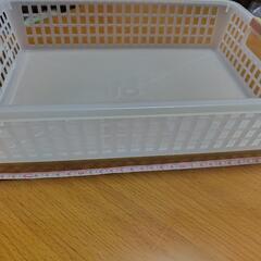 ①収納容器の画像