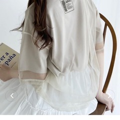 チュールレイヤードTシャツの画像