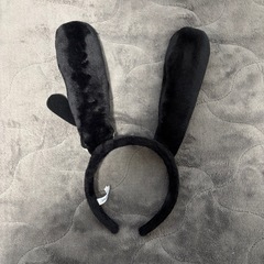 オズワルド カチューシャの画像