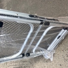 (美品！)メッシュのアルミテーブルの画像