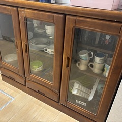 食器棚 無料！