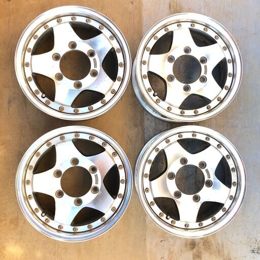 ★★BERG アルミホイール★★ 14×6JJ　6-139.7　30　ハブ径107mm 《4本set》 中古【札幌近郊発】（00351）