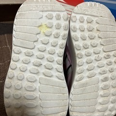 adidas 16㎝の画像