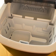 製氷機　ほぼ新品
の画像