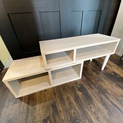 超美品 ニトリ コンパクト伸縮テレビ台 LA-75EX ホワイトの画像