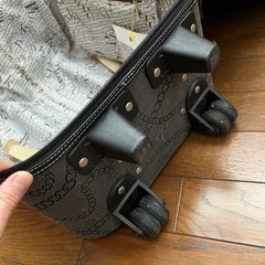 小型スーツケースの画像