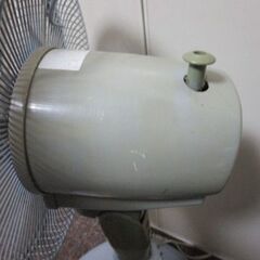 YAMAZEN YFL-300L ３０ｃｍ羽の扇風機です。一応、問題なく動きます。の画像