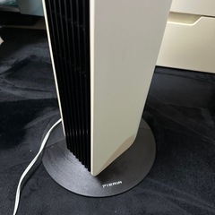 タワー扇風機の画像