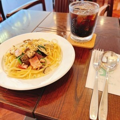 平日カフェ行ける人🙋‍♀️☕️