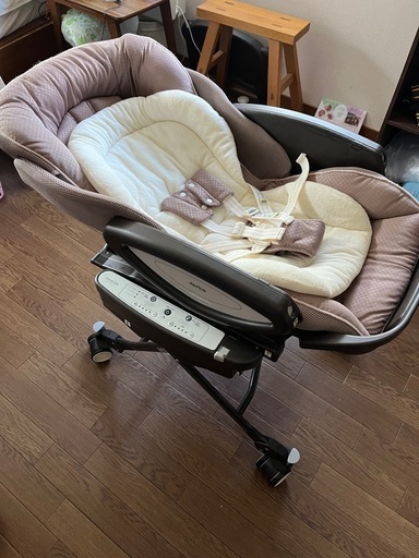 Aprica　電動ハイローチェア ユラリズム オート ネオ カンタービレ Aprica電動ハイローチェア ユラリズム オート ネオ カンタービレ