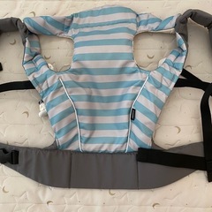 ☆美品☆コンビ セオッテ 抱っこ紐・おんぶ紐　ストライプデザイン