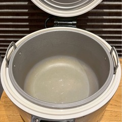 業務用炊飯器
の画像