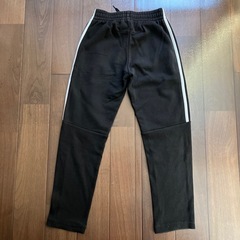 adidas 140 ジャージの画像