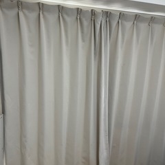 ニトリ　遮光カーテン　100✖️180の画像