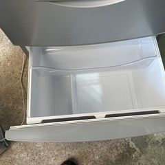 D-1：アクアAQUA Haier ハイアール ノンフロン冷凍冷蔵庫 355L AQR-361A S 冷蔵庫の画像