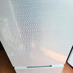 極美品✨SHARP　2020　152L　ドアの左右開きはお好みで変更いたします🙆の画像
