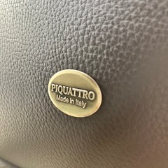 piquattro イタリア製 本革2人がけソファー  2000円の画像