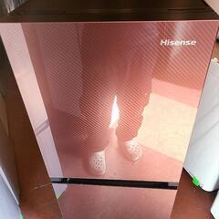 ガラストップ✨極美品‼️Hisense　2019　134Lの画像